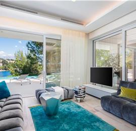 Luxury 6 Bedroom Brac Island Beach Front Villa With Heated Infinity Pool and lift near Sumartin sleeps 12